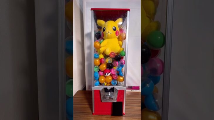 モンスターボールが気になる… #ネタ #自宅 #shorts #ガチャガチャ #ガチャ #ゲーセン #gachagacha #gachapon #arcade #ポケモン #pokemon