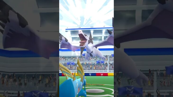 【ポケモンGO】メガプテラもソロ討伐できるらしい…😳#ポケモンgo #shorts #メガプテラ