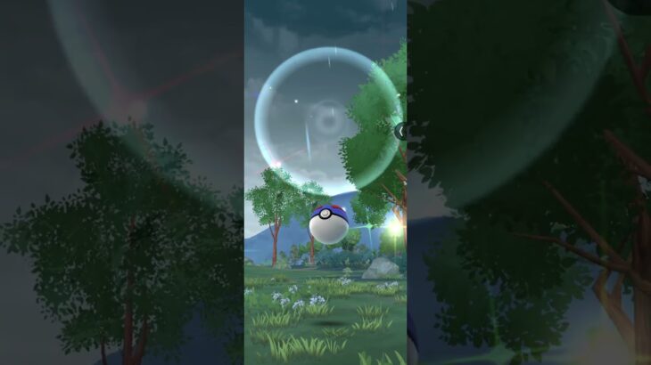 【ポケモンGO！】コミュニティデイの 大量発生イベントで 色違いのフラべべに遭遇。